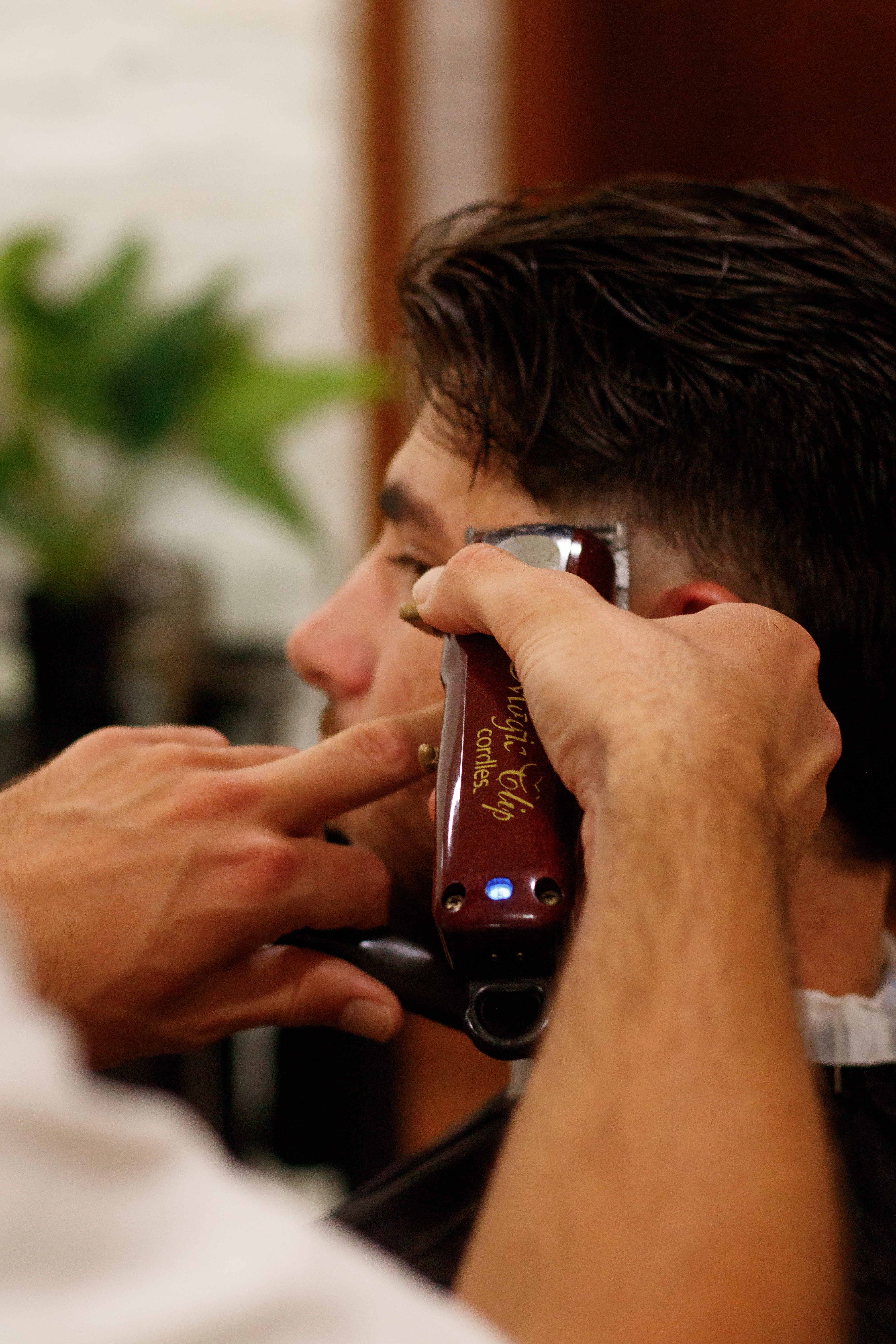 Detalhe de corte de cabelo